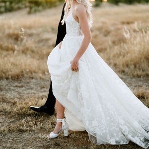 Alena Leena - Agave Floral lace a-line wedding dress bodice, spaghetti strap